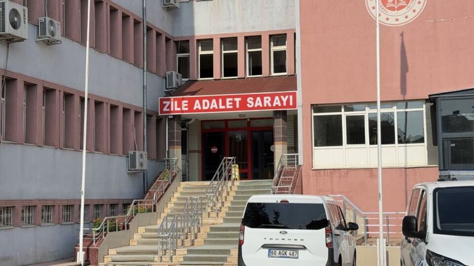 Genç kadın evinde ölü bulundu! Annesi ve 2 kız kardeşi tutuklandı!