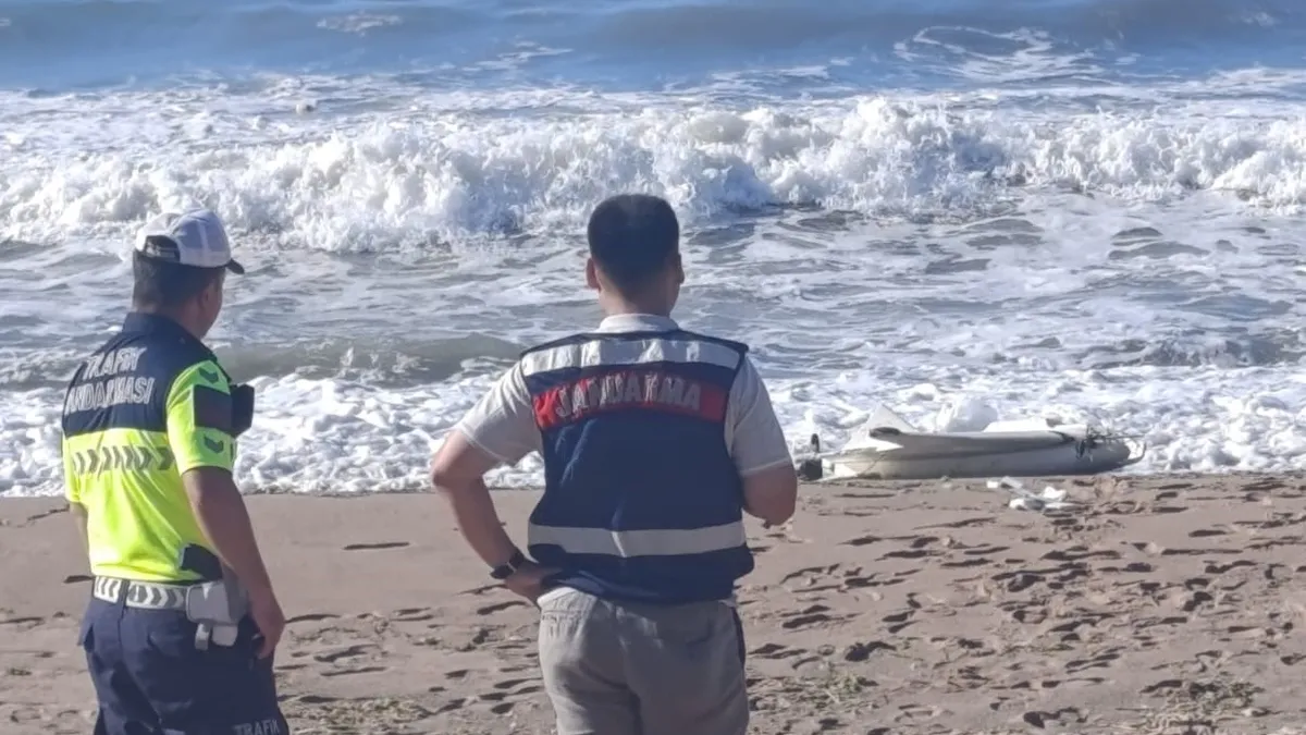 Karadeniz kıyısında hareketli dakikalar: Bartın'da mühimmat yüklü SİHA bulundu
