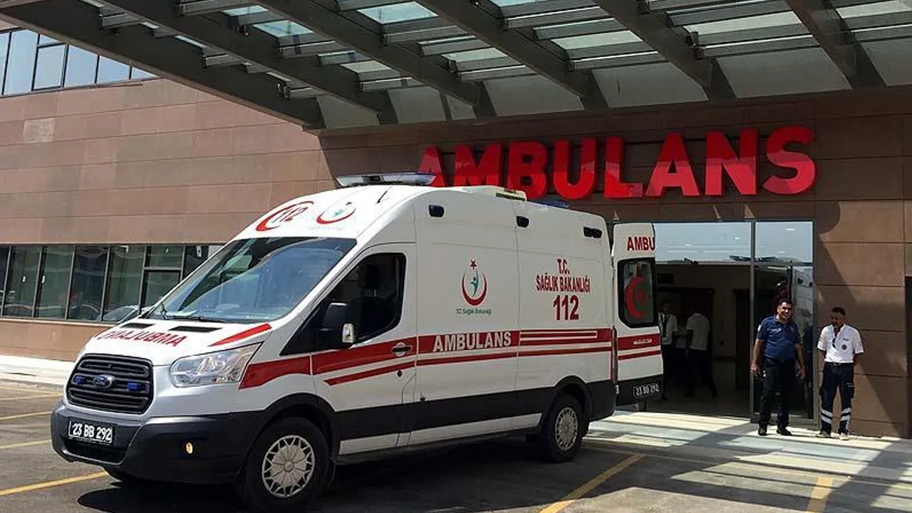 Adana’da dehşet! 16 yaşındaki çocuk annesini bıçaklayarak öldürdü