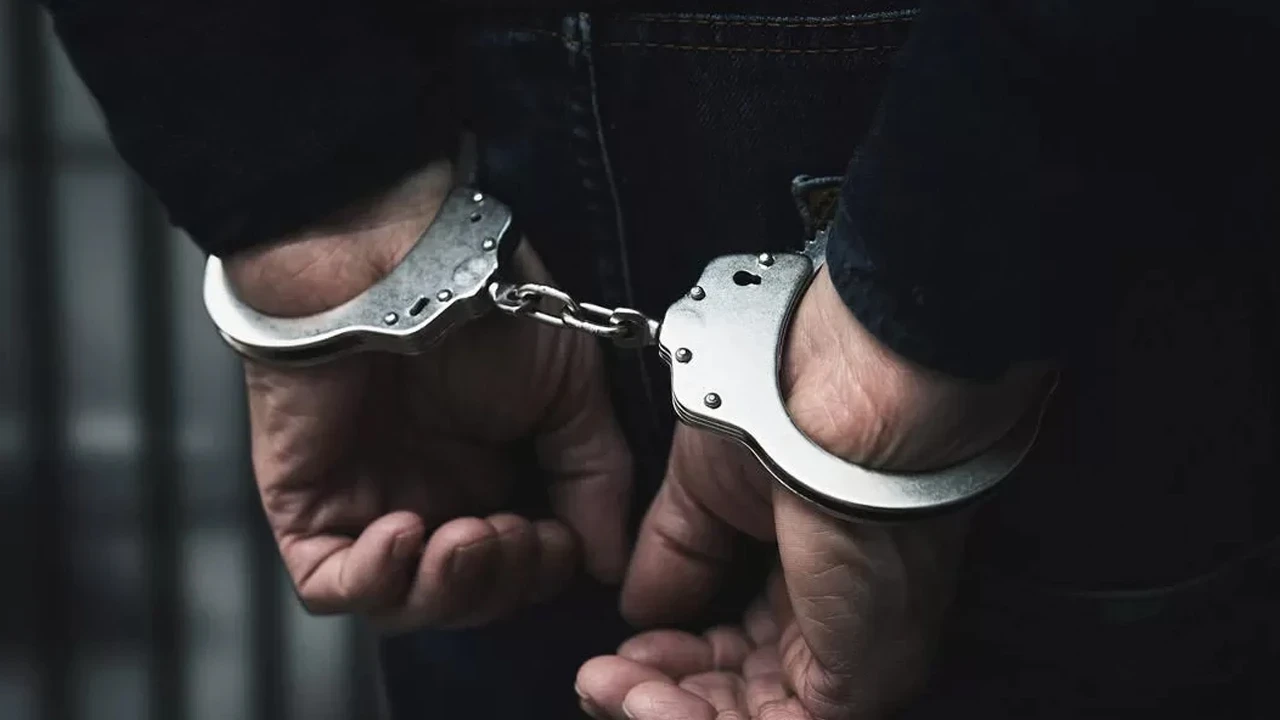 Kırklareli'nde göçmen kaçakçılığı operasyonu: 5 tutuklama, 4 araca el konuldu