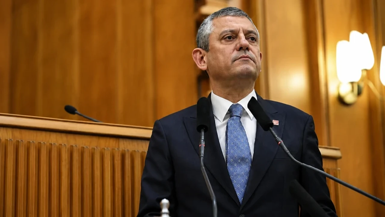 Özel yeni parti ile ilgili detayları açıkladı: 'CHP'lilerle sınırlı kalmayacak'