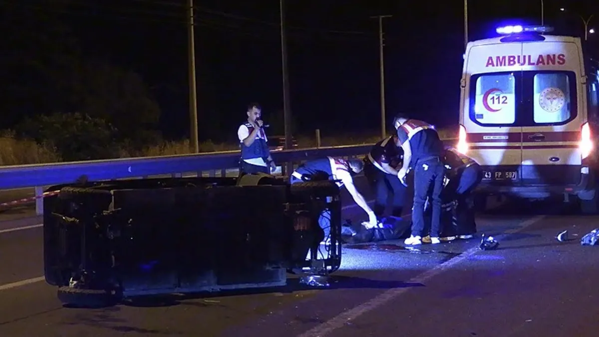 Kütahya'da motosikletle elektrikli bisiklet çarpıştı: 1 ölü, 1 yaralı
