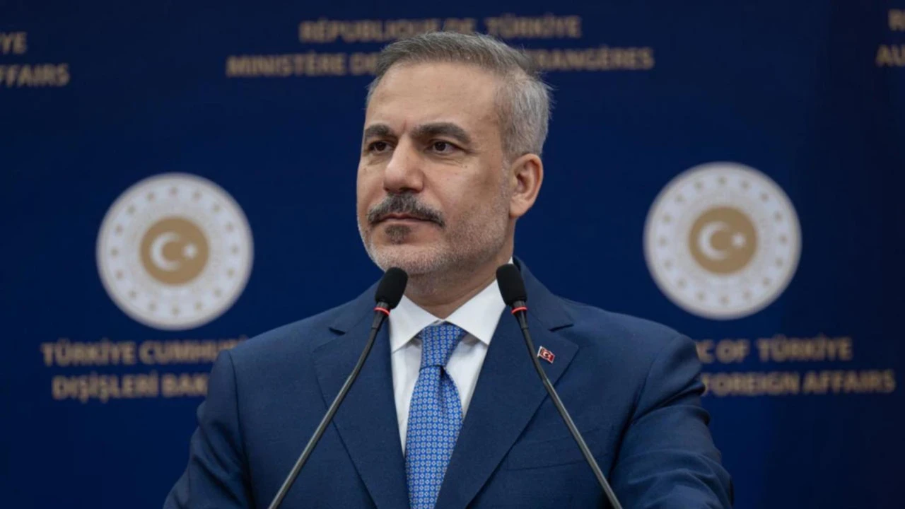 Hakan Fidan Paris’te Ukrayna Zirvesi’ne katılacak