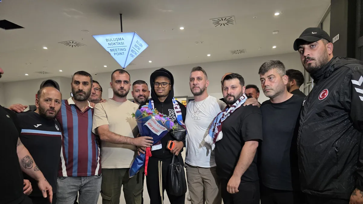 Trabzonspor'un rekor transferi Noah Saviola Trabzon'da