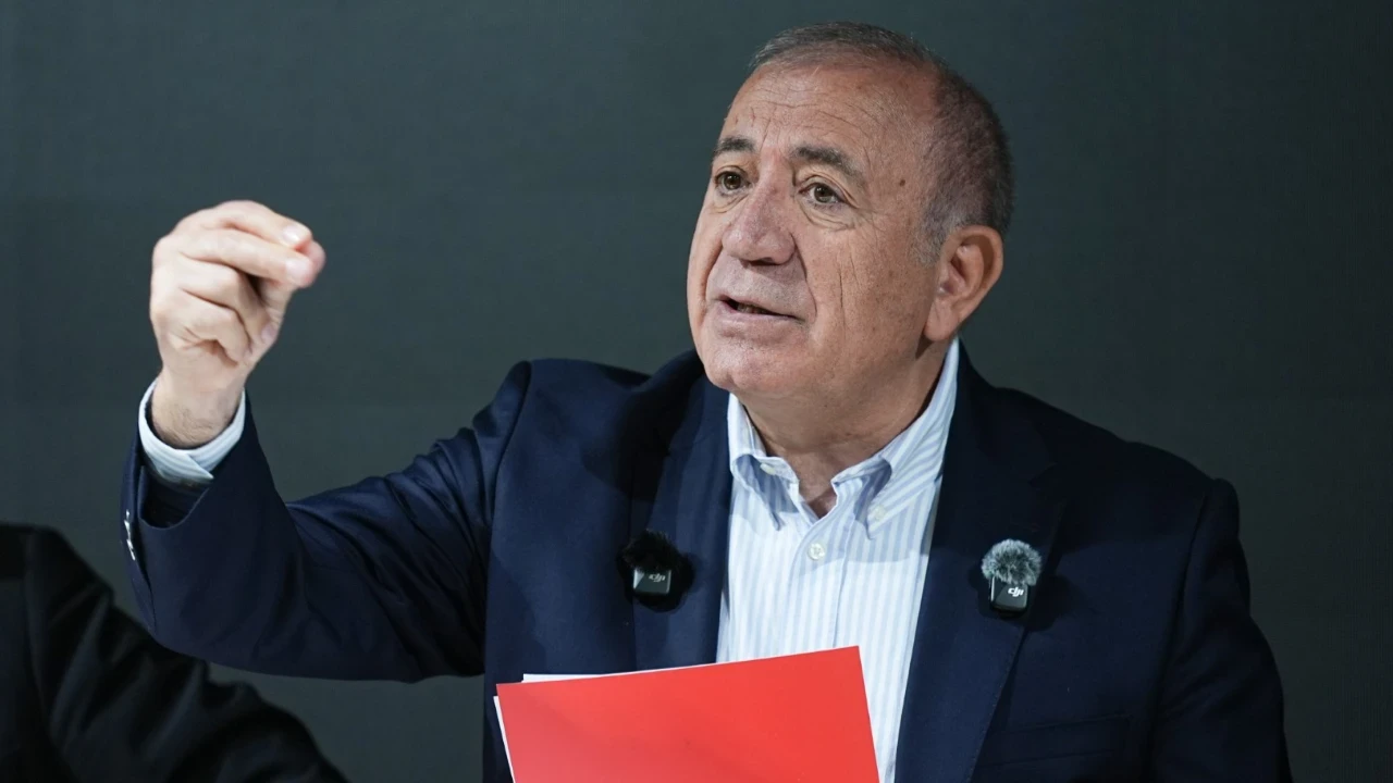 Gürsel Tekin: 63 kişinin CHP üyeliği askıya alındı