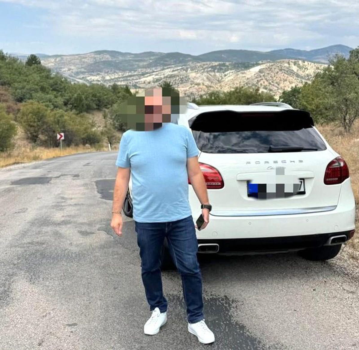Kendisine emanet edilen altınlarla kaçtığı iddia edilen kuyumcudan günlerdir haber alınamıyor