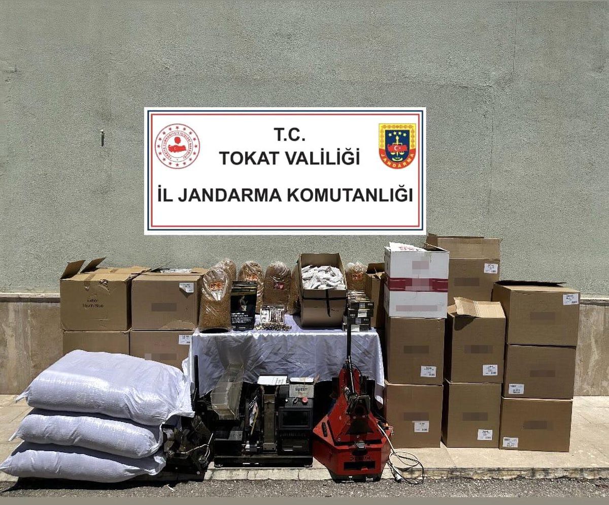 Tokat'ta kaçak tütün operasyonu: 4 gözaltı