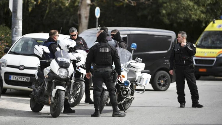 Yunanistan'da polisin ateş açtığı otizmli genç hayatını kaybetti