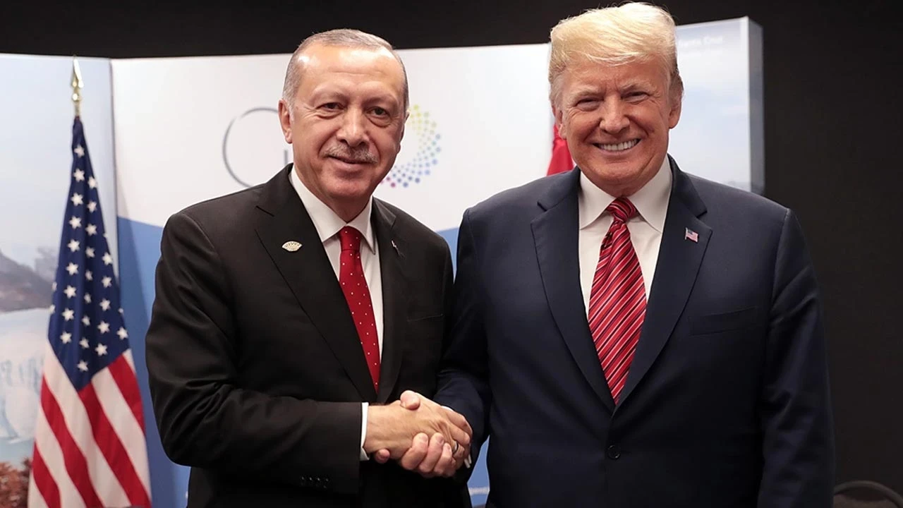 Trump'tan Cumhurbaşkanı Erdoğan'a Övgü Dolu Sözler: 'Erdoğan'a Duyduğum Saygıdan NATO'ya Gidiyorum'