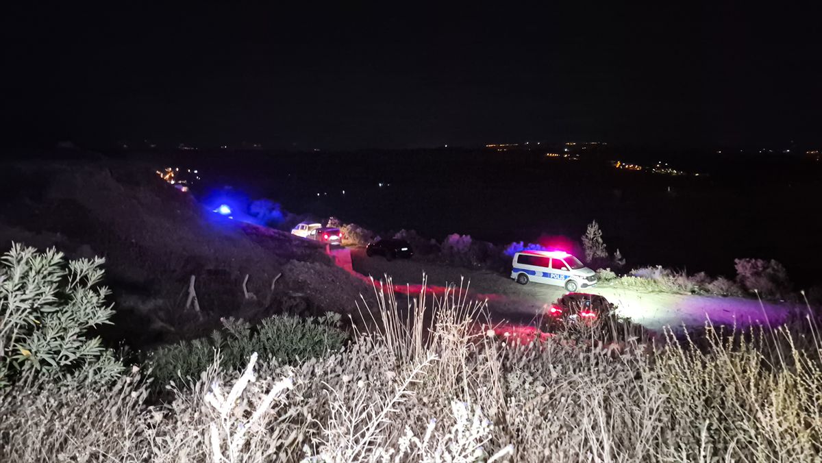 GÜNCELLEME - Adana'da silahlı saldırıya uğrayan 3 kişi hayatını kaybetti