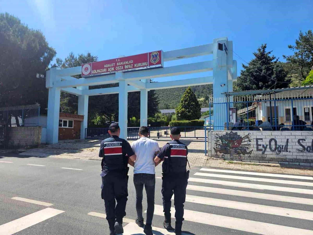 Göçmen kaçakçılığı suçundan aranan şahıs yakalandı