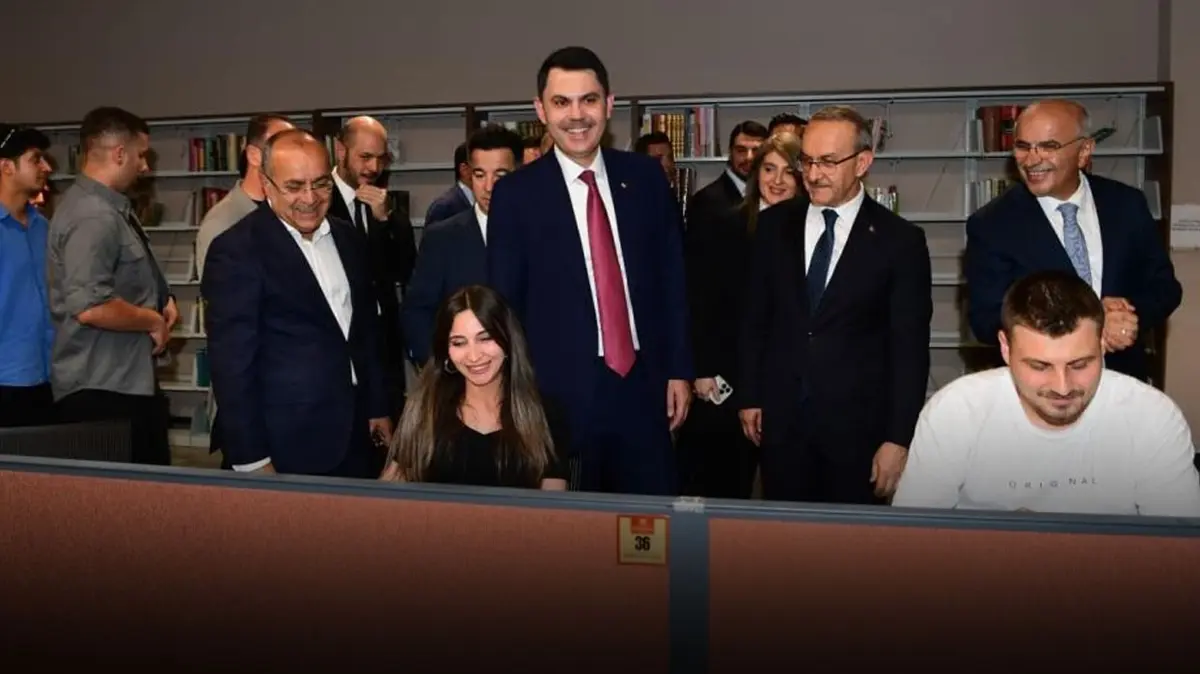 Bakan Kurum Malatya'da gençlerle buluştu: "Demek ki bir tane daha yapacaksınız"