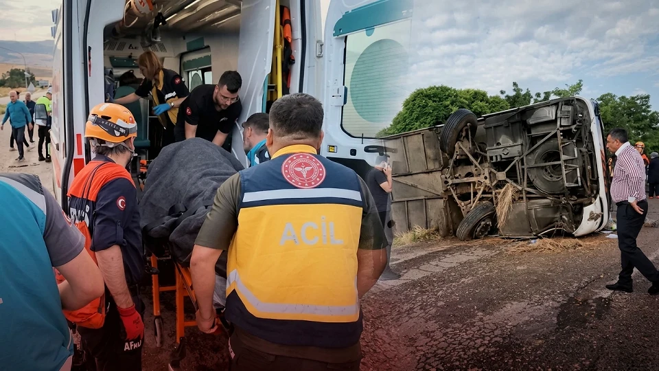 Kırıkkale'de can pazarı! Yolcu otobüsü devrildi, 41 kişi yaralandı | KIRIKKALE YEREL HABERLERİ