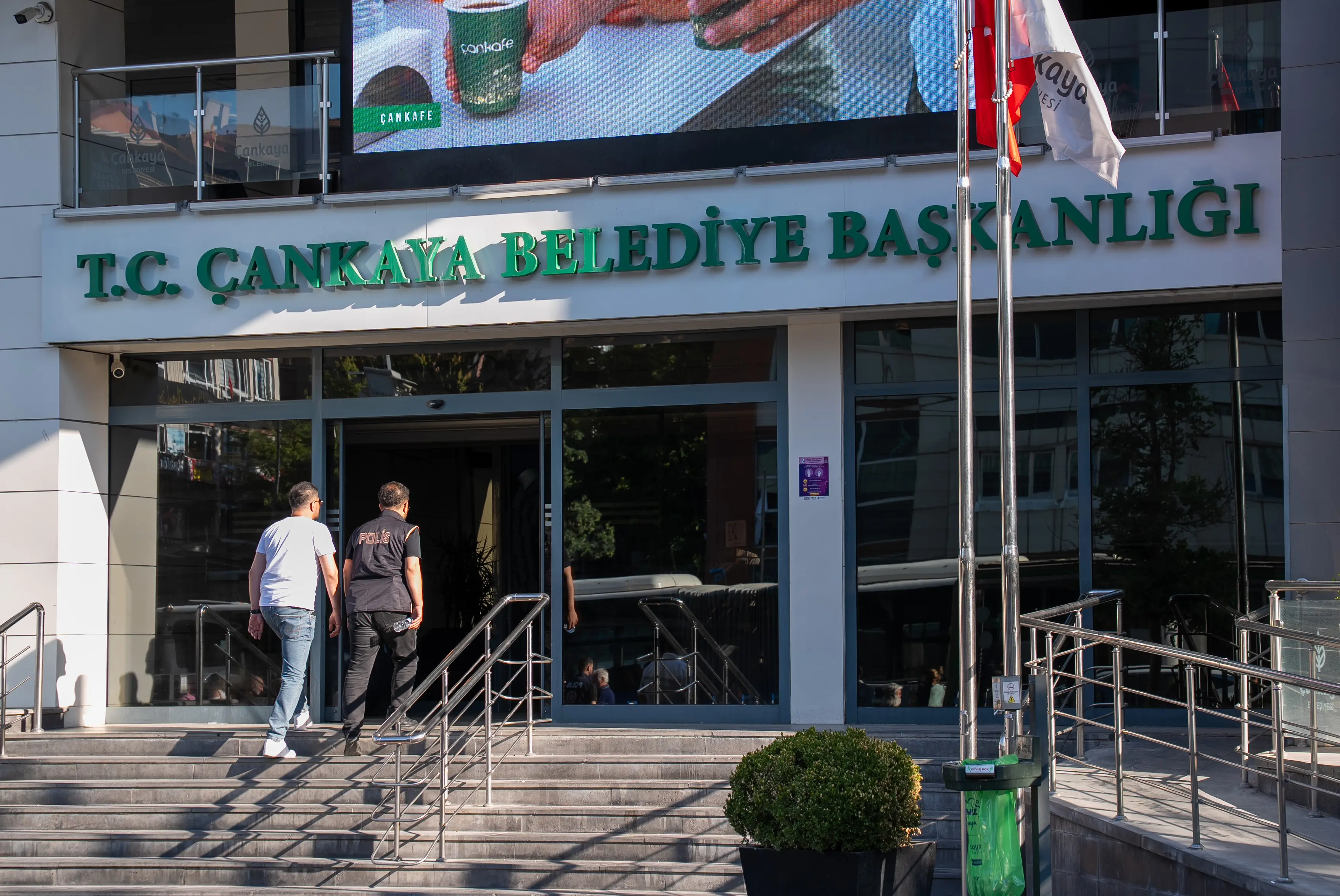 Çankaya Belediyesi'ne rüşvet operasyonu... CHP'li Başkan Güner mahkemeye sevk edildi