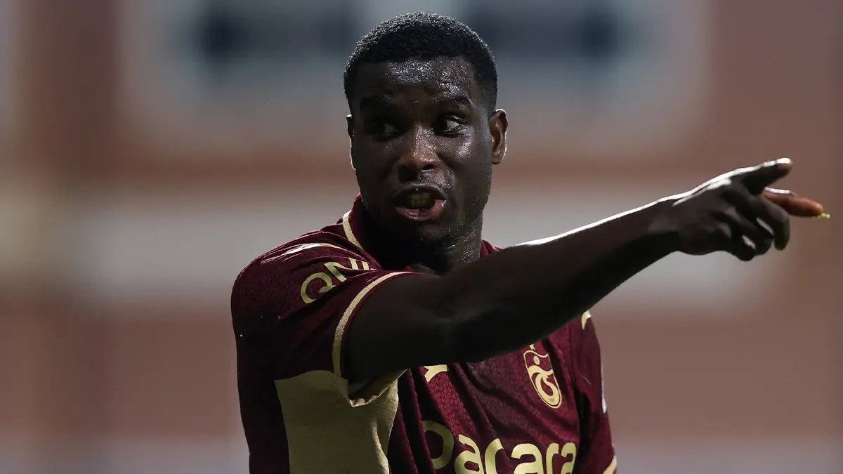 Trabzonspor'da büyük forvet operasyonu! Onuachu gidiyor, yerine yeni golcü geliyor