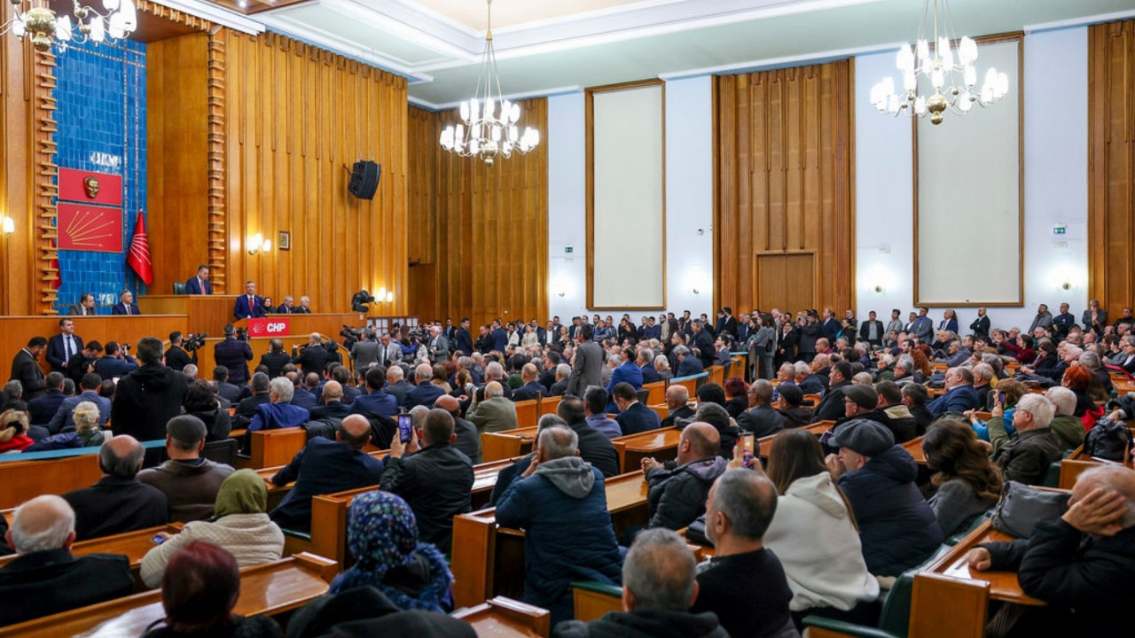 CHP'de Özgür Özel kanadından TBMM'ye grup toplantısı başvurusu
