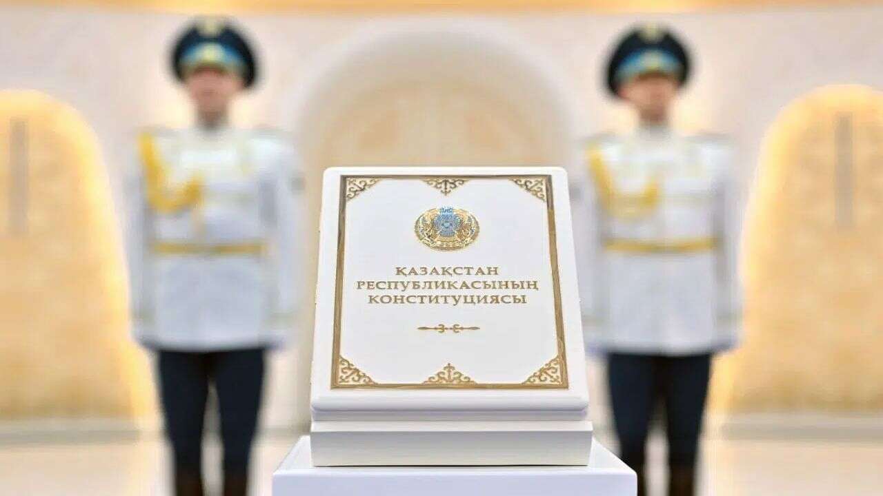 Kazakistan'da yeni anayasa yürürlüğe girdi