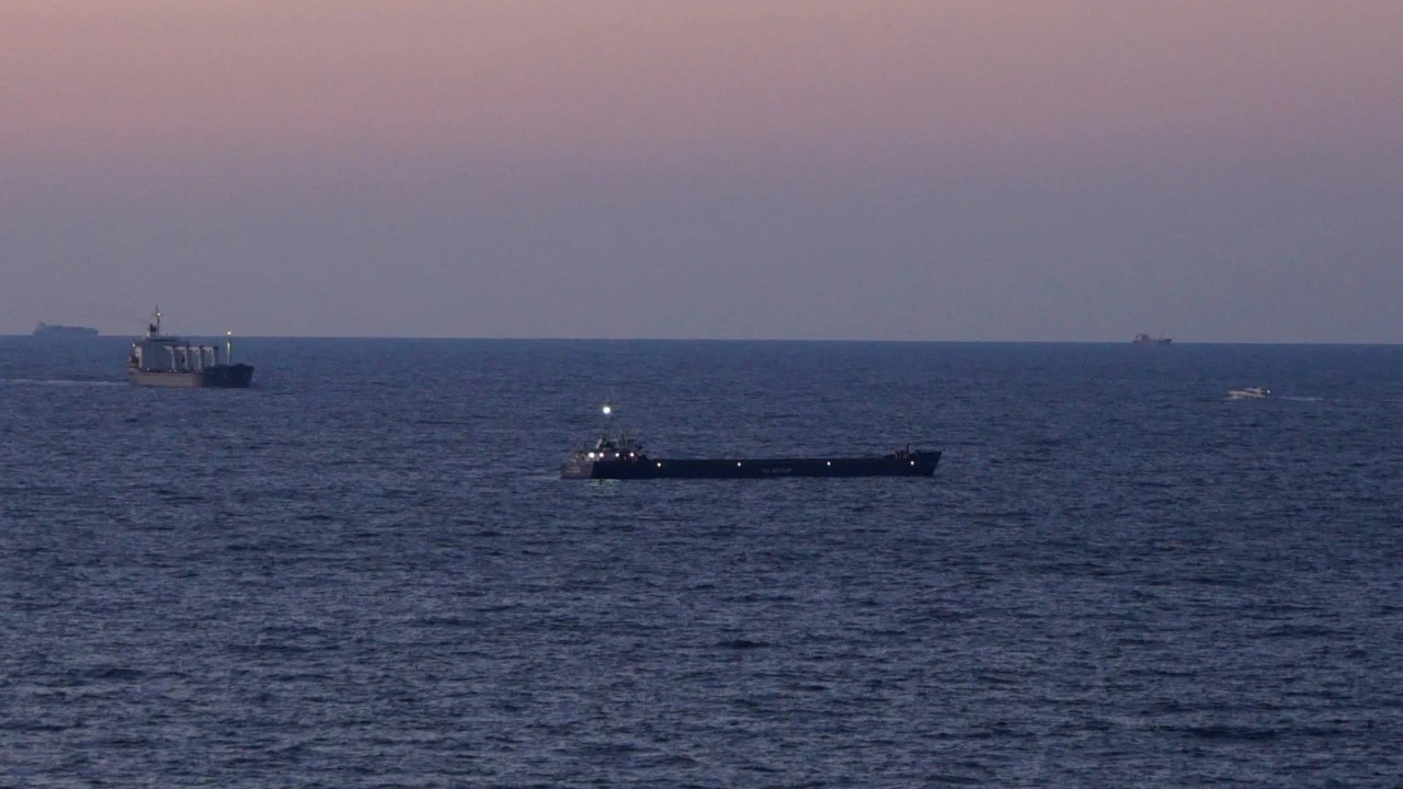 Karadeniz'de yeni saldırı: Gemi vuruldu