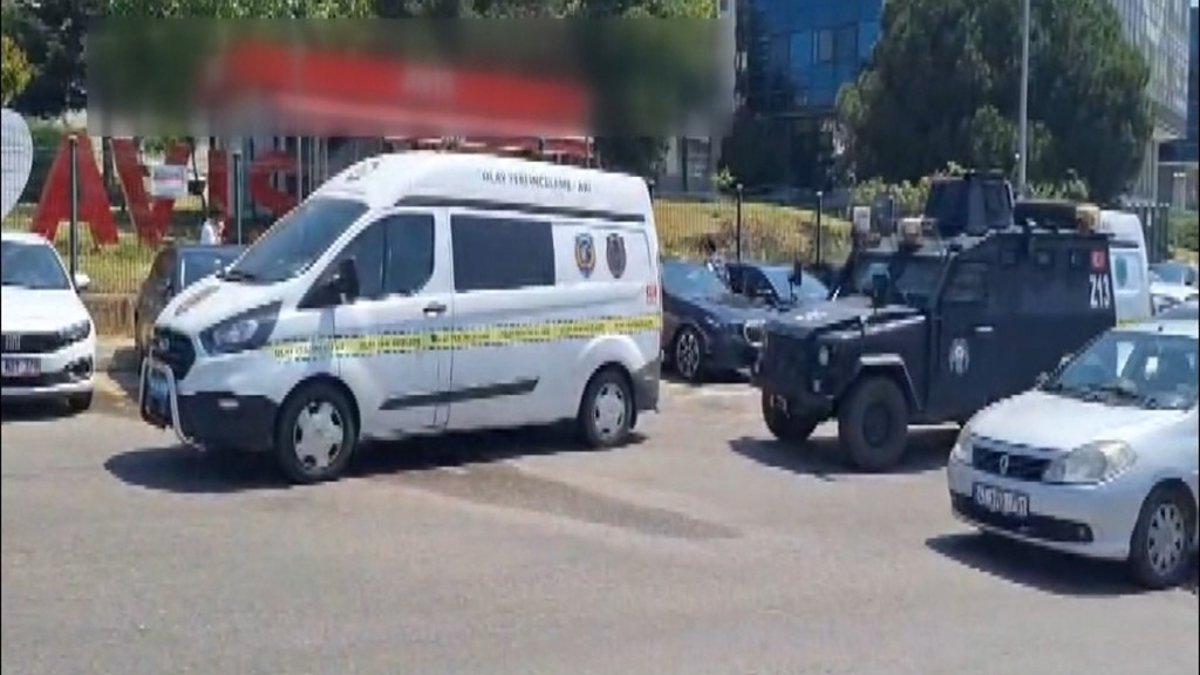 Son dakika: Otokoç’a silahlı saldırı! Polis saldırganların peşinde