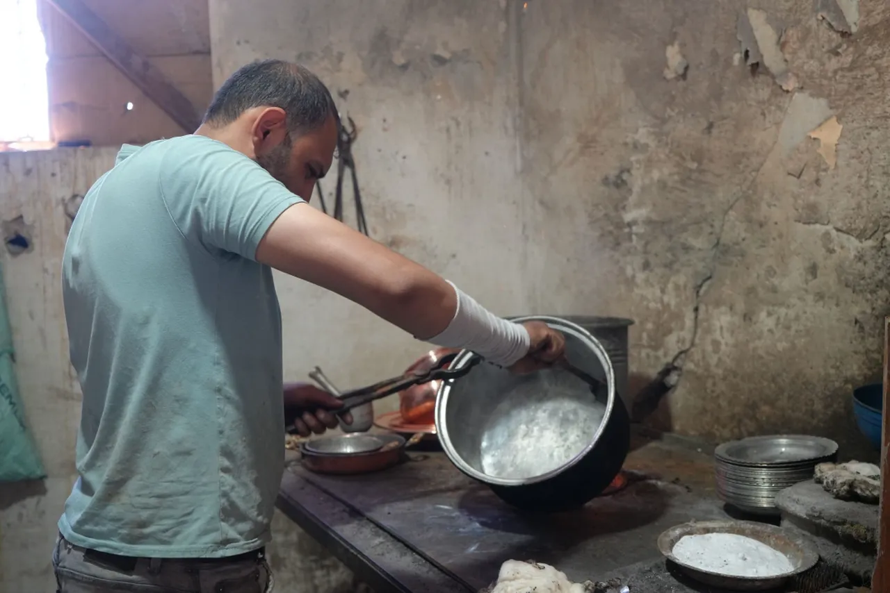 Ekmek parası uğruna 100 derece sıcaklıkta çalışıyorlar! İşte o ilin emekçileri..