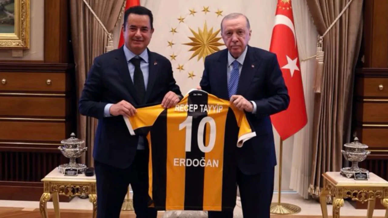 Acun Ilıcalı'dan Erdoğan'a Külliye'de ziyaret