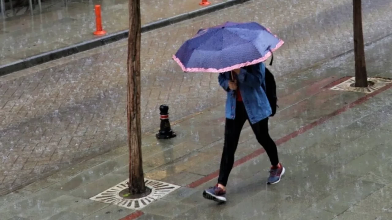 Meteoroloji’den uyarı: Birçok bölge için sağanak ve gök gürültülü yağış bekleniyor