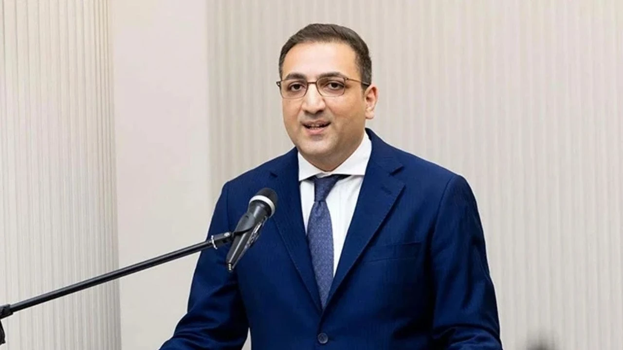 İzmir’de rüşvet soruşturması! Balçova Belediye Başkanı Onur Yiğit adli kontrolle serbest