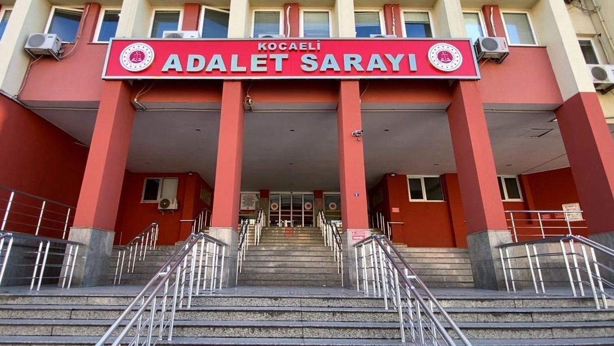 Kocaeli'nde bağ evinde alıkonulma ve gasp davasında ilk duruşma