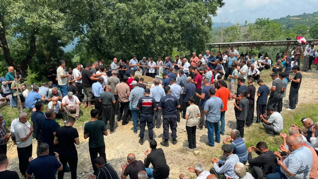 Düğününe 2 gün kala kazada hayatını kaybetmişti: Uzman çavuş toprağa verildi