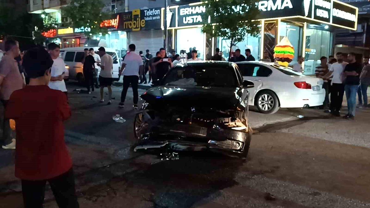 Batman'da iki otomobil çarpıştı: 1 yaralı