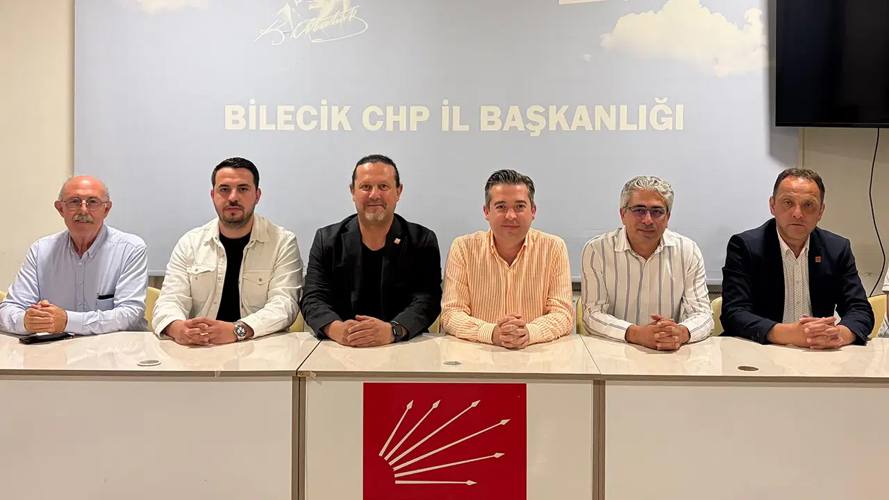 CHP Bilecik İlçe Başkanlarından Özgür Özel ve Ali Özdemir'e destek mesajı: 'Örgüt iradesinin üzerinde hiçbir irade tanımıyoruz'