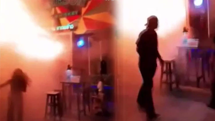 Tayland’da facia! Eğlence mekanında yangın: En az 27 ölü