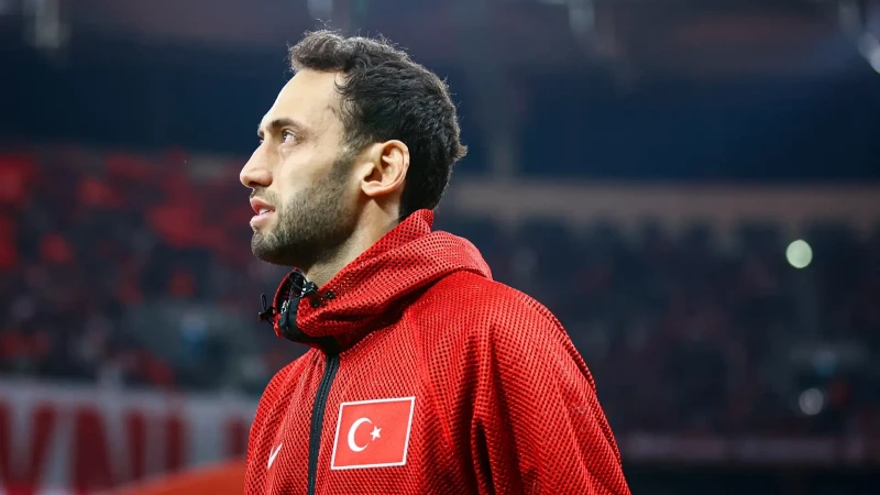 Hakan Çalhanoğlu'ndan Dünya Kupası sonrası duygu yüklü veda mesajı: "Hakkınızı helal edin..."
