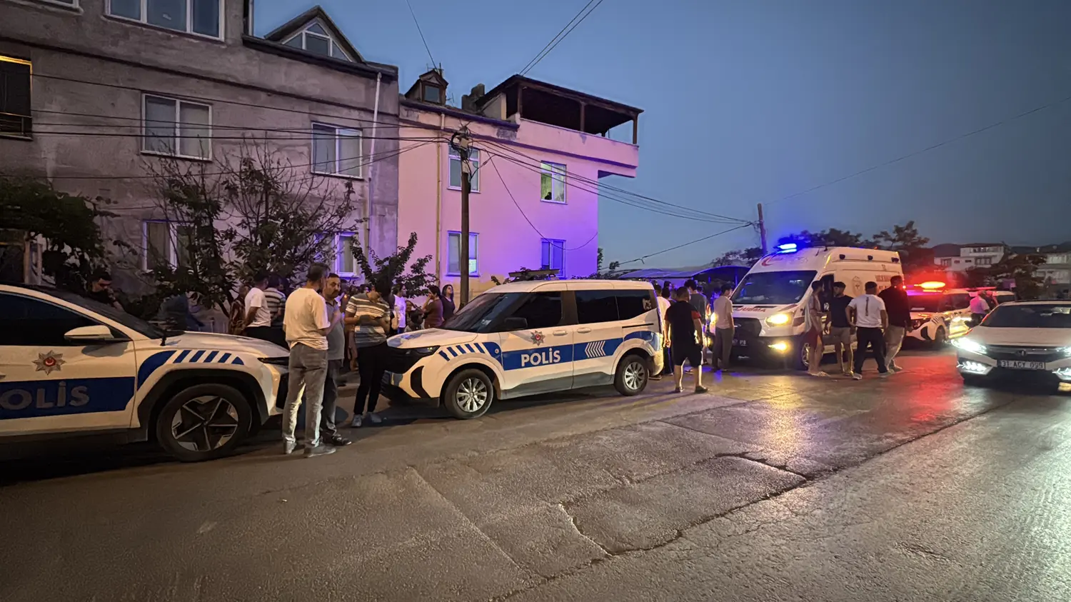 Kayseri'de kardeş cinayeti... Biri mezara, biri hapse girdi