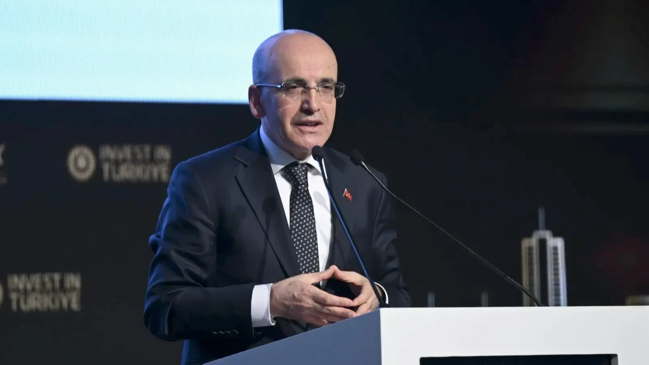 Emekli maaşlarına ek zam haberi! Mehmet Şimşek söyledi dendi açıklama geldi