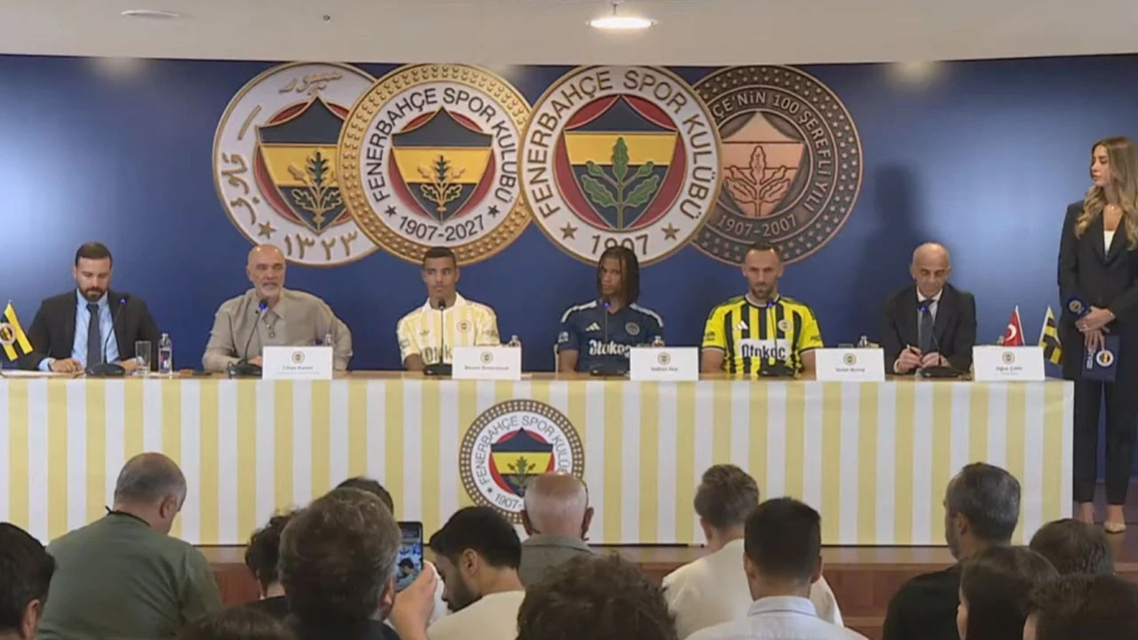 Fenerbahçe'de yeni transferler Greenwood, Aké ve Vedat Muriqi imzayı attı