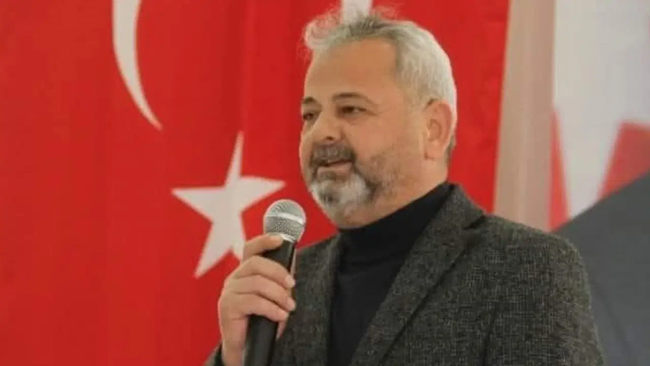 AKP Kuyucak İlçe Başkanı Ali Güçlü, partisinden istifa etti