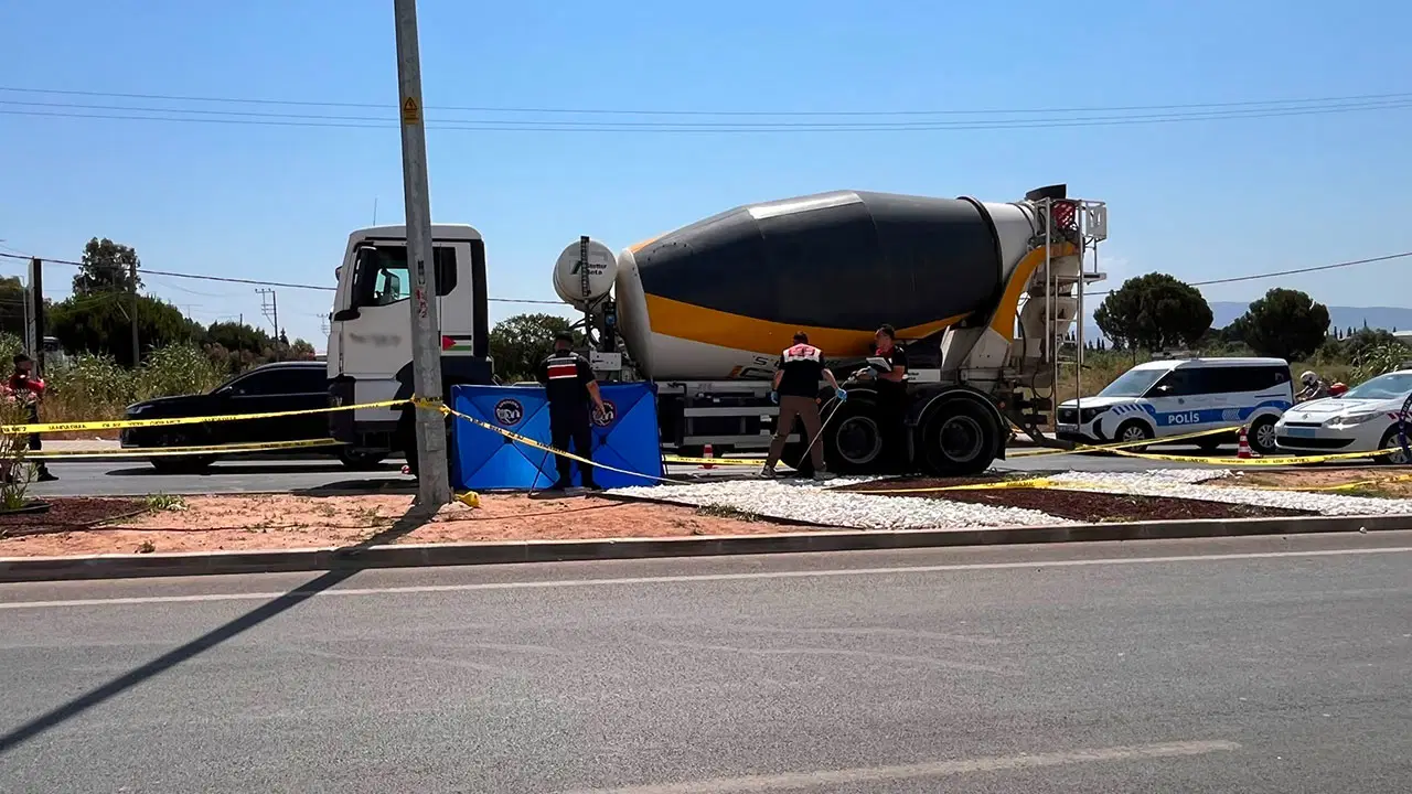 Aydın Efeler'de beton mikseri yayaya çarptı: 1 kişi öldü