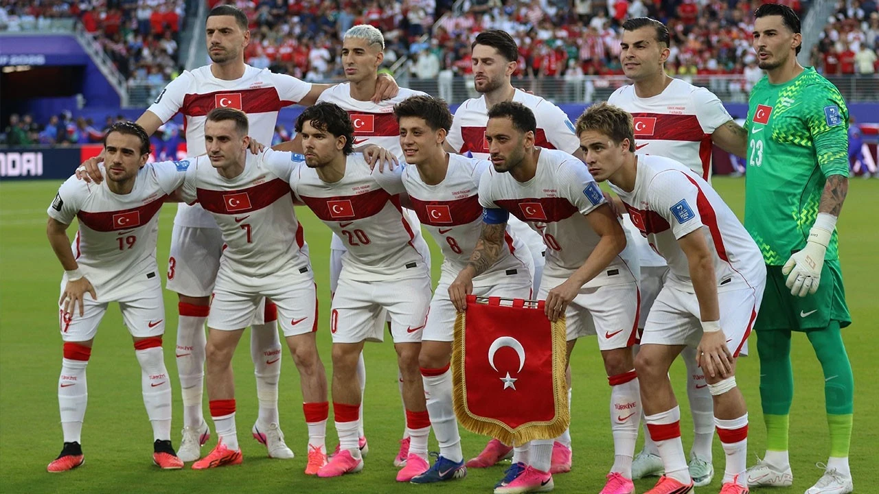 A Milli Futbol Takımı, FIFA sıralamasında 10 basamak birden düştü