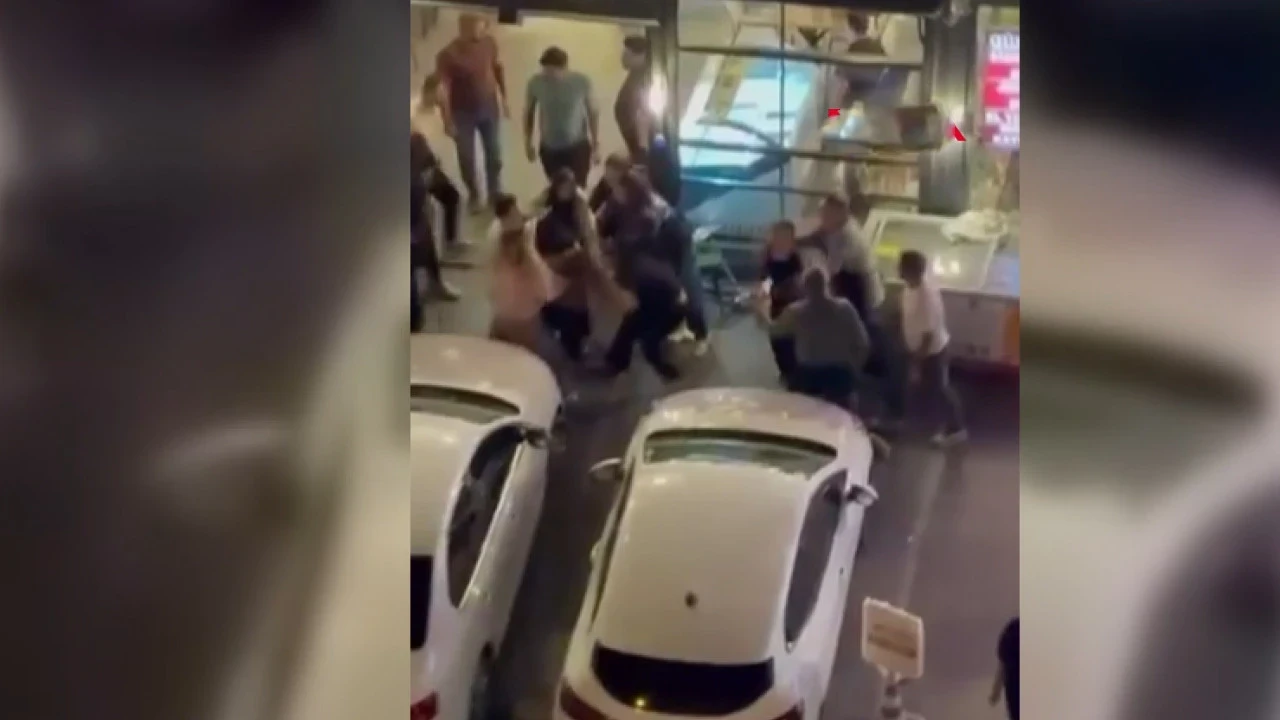 Dört kadın birbirinin saçını yoldu: Beylikdüzü’nde kavgayı ayırmak kolay olmadı