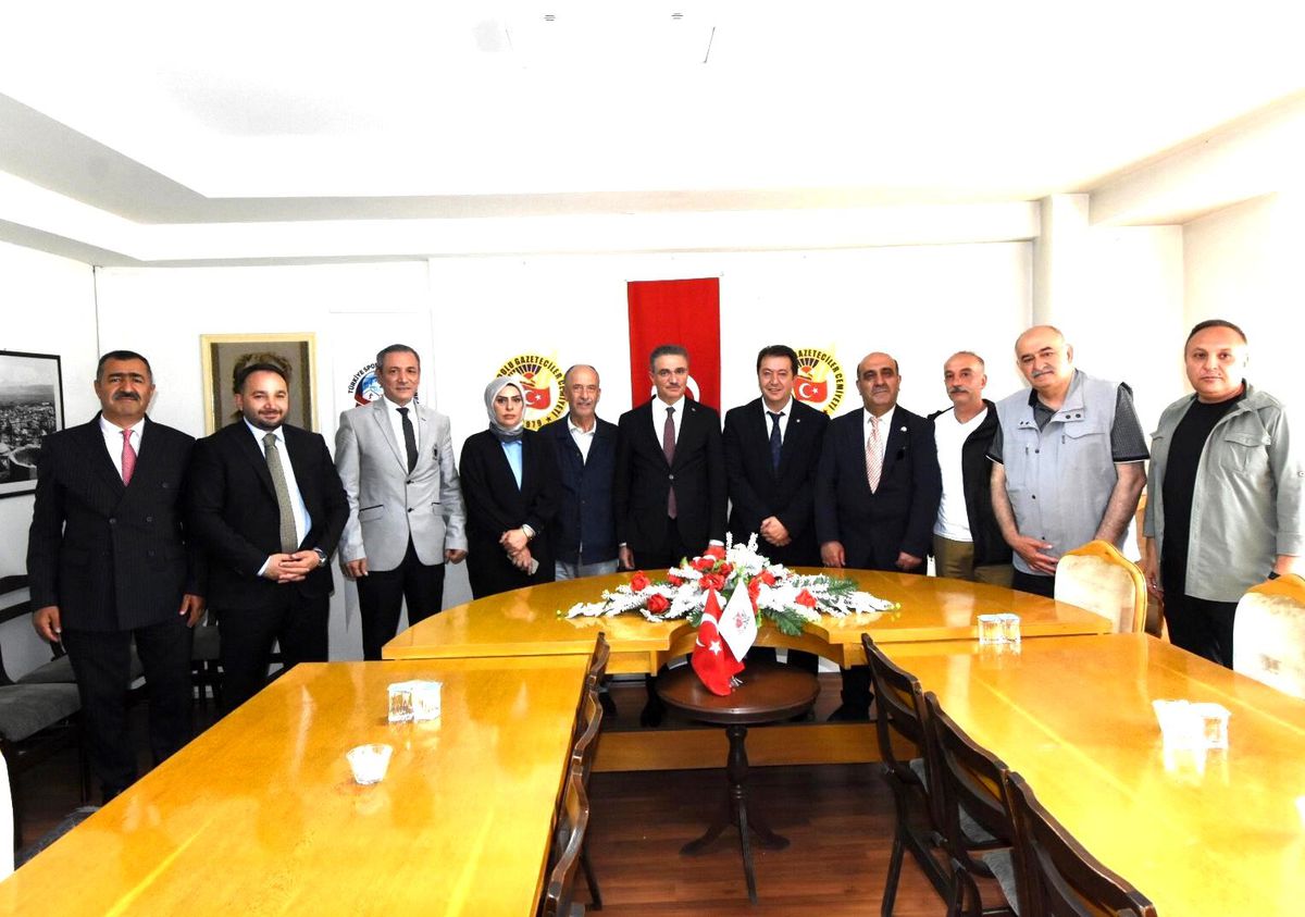 Vali Baruş'tan DAGC'ye iade-i ziyaret