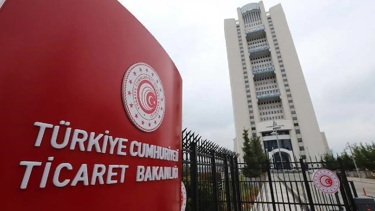 Ticaret Bakanlığı'ndan vize aracılık şirketlerine ceza
