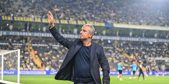 Fenerbahçe'nin yeni teknik direktörü İsmail Kartal oldu
