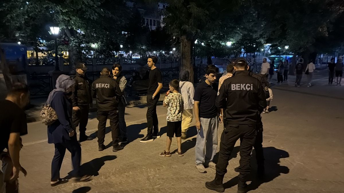 Eskişehir'de çarşı ve mahalle bekçileri denetim gerçekleştirdi