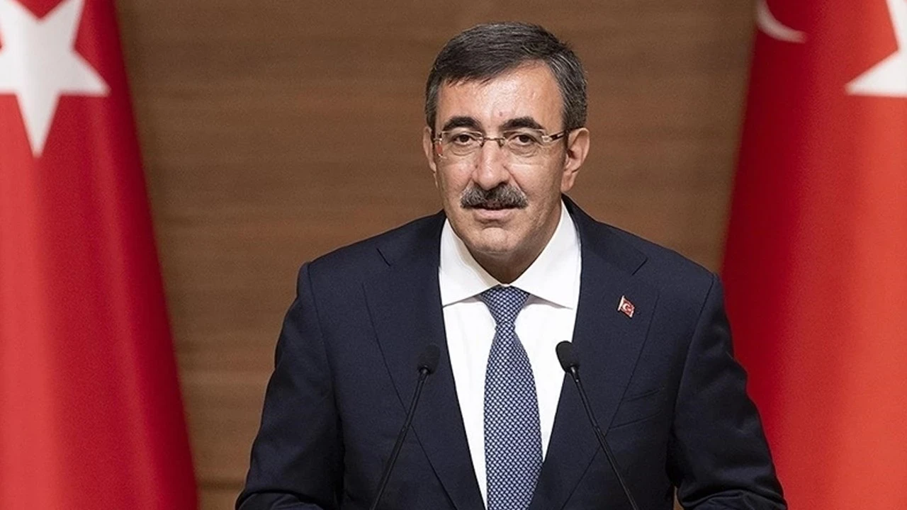 Cevdet Yılmaz'dan Koç Holding saldırılarına tepki