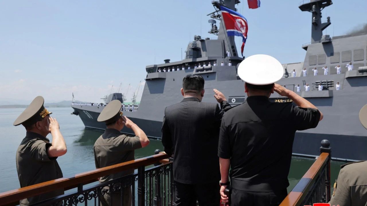 Kim Jong Un 5 yıllık hedefini duyurdu: 'Her yıl iki savaş gemisi inşa edilmeli'