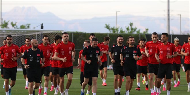 Hedef mutlak puan: "Bizim Çocuklar" Paraguay zaferi için kenetlendi