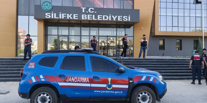 Silifke Belediyesine yönelik soruşturmada tutuklu sayısı 10'a yükseldi