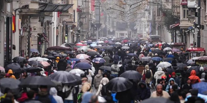 İstanbul'da yağmur bugün başlıyor, sıcaklık 8 derece düşecek!