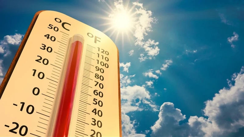 Aşırı sıcaklıklar Fransa'yı vurdu: 5 günde 40 kişi boğuldu